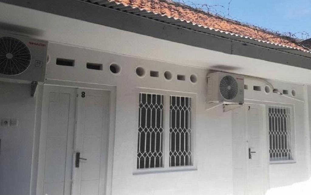 Graha Teras Syariah Hotel Surabaya Luaran gambar